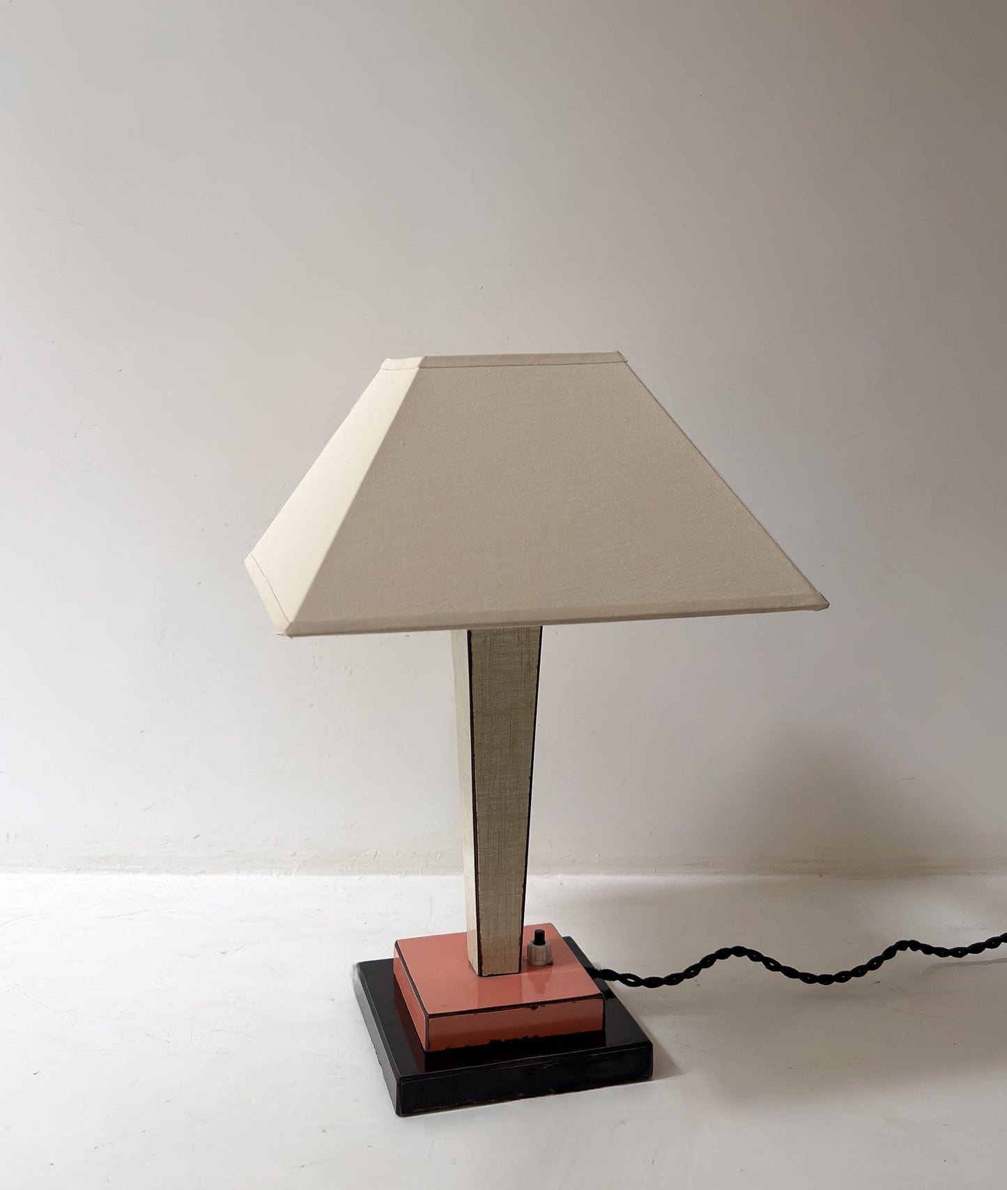 LAMP C1950
